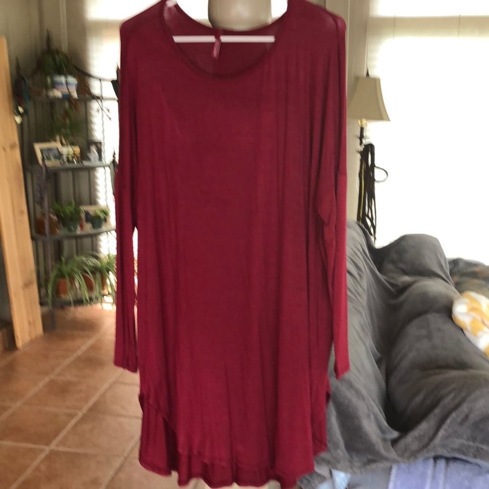 New, without tags. Bellamie tunic